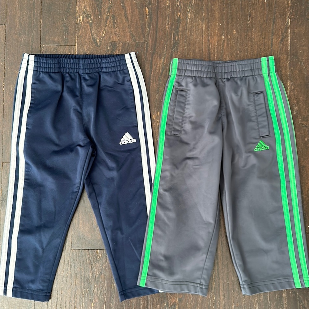 Lot of 2 Adidas sweatpants- 3T